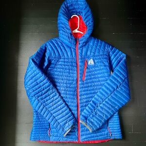 Eddie Bauer First Ascent Blue Hooded Jacket with Red Lining